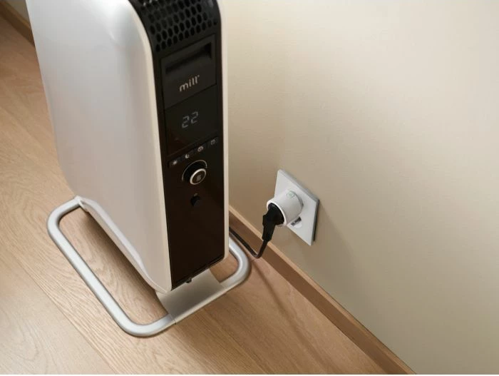Prizë smart Wi‑Fi për ngrohës MILL MILLSMARTPLUG, 2300 W, sensor temperature & lagështie, Matter, e bardhë