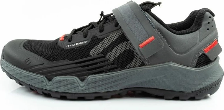 Atlete çiklizmi adidas, të zeza