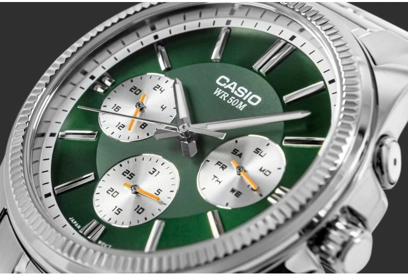 Orë dore për meshkuj CASIO, e gjelbër