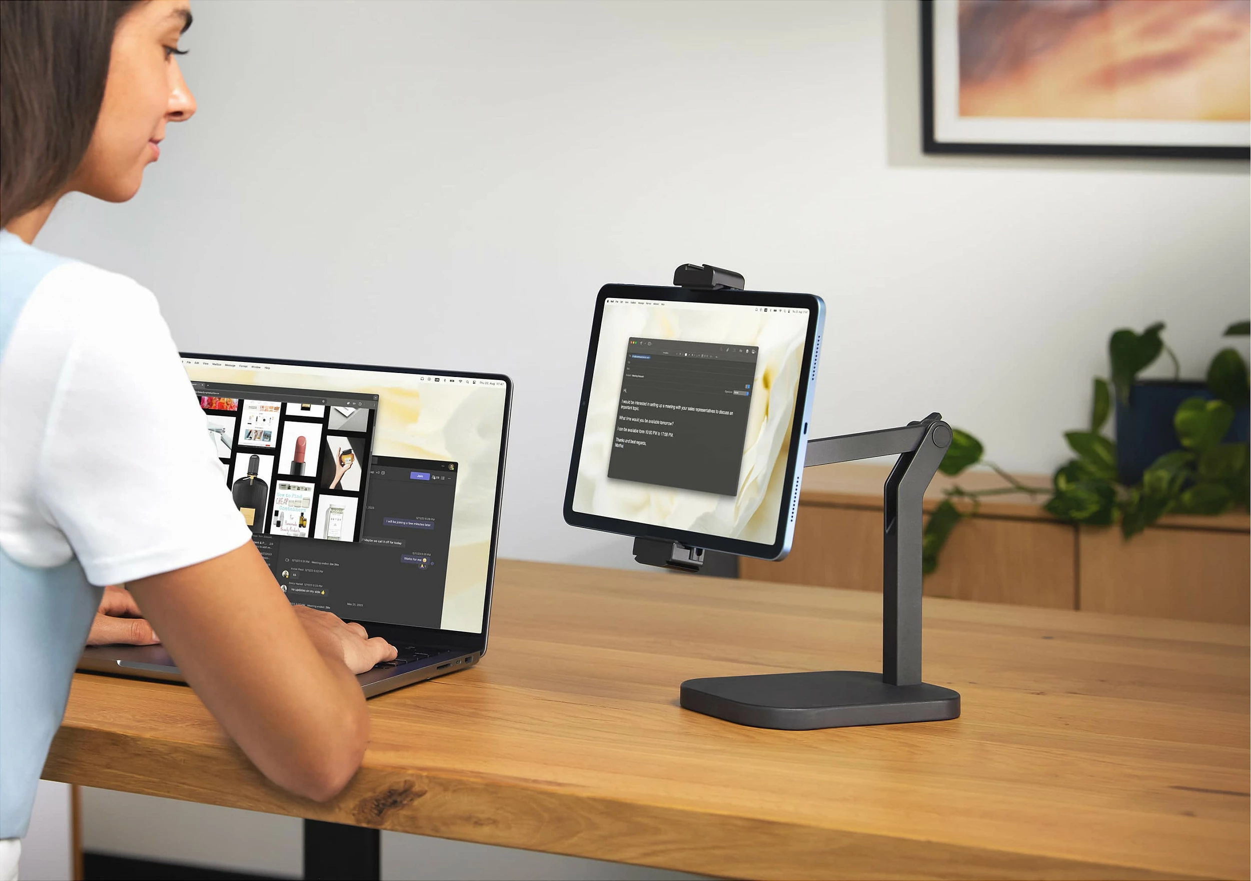 Stativ tavoline për mikrofon Elgato Wave Desk Stand, fije 1/4", metal, 360°, i zi