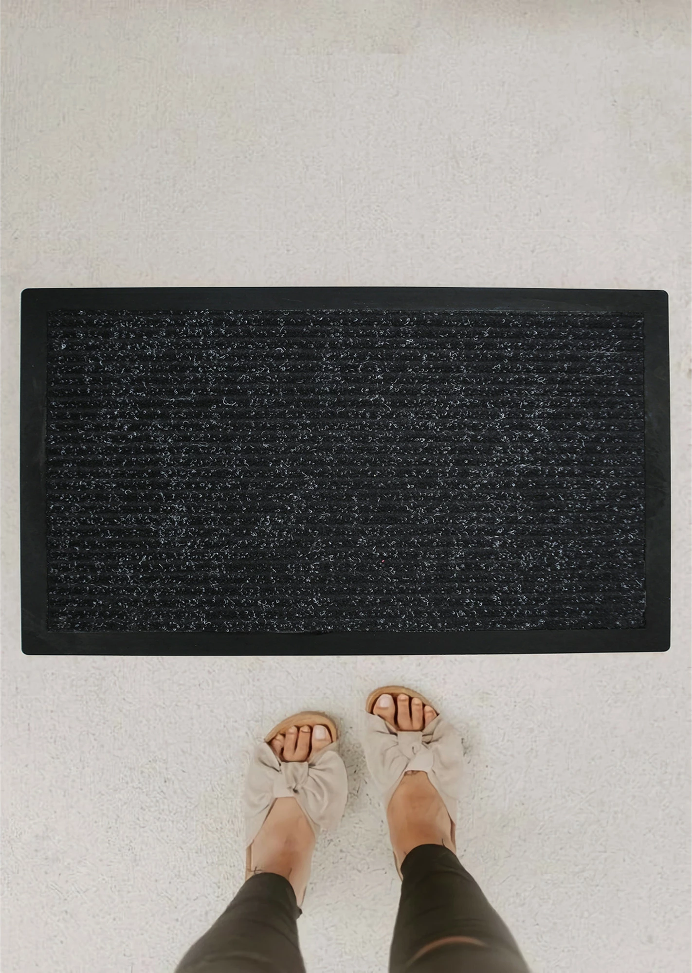 Paspas PVC Conceptum Hypnose, ngjyrë e zezë, 45x70cm