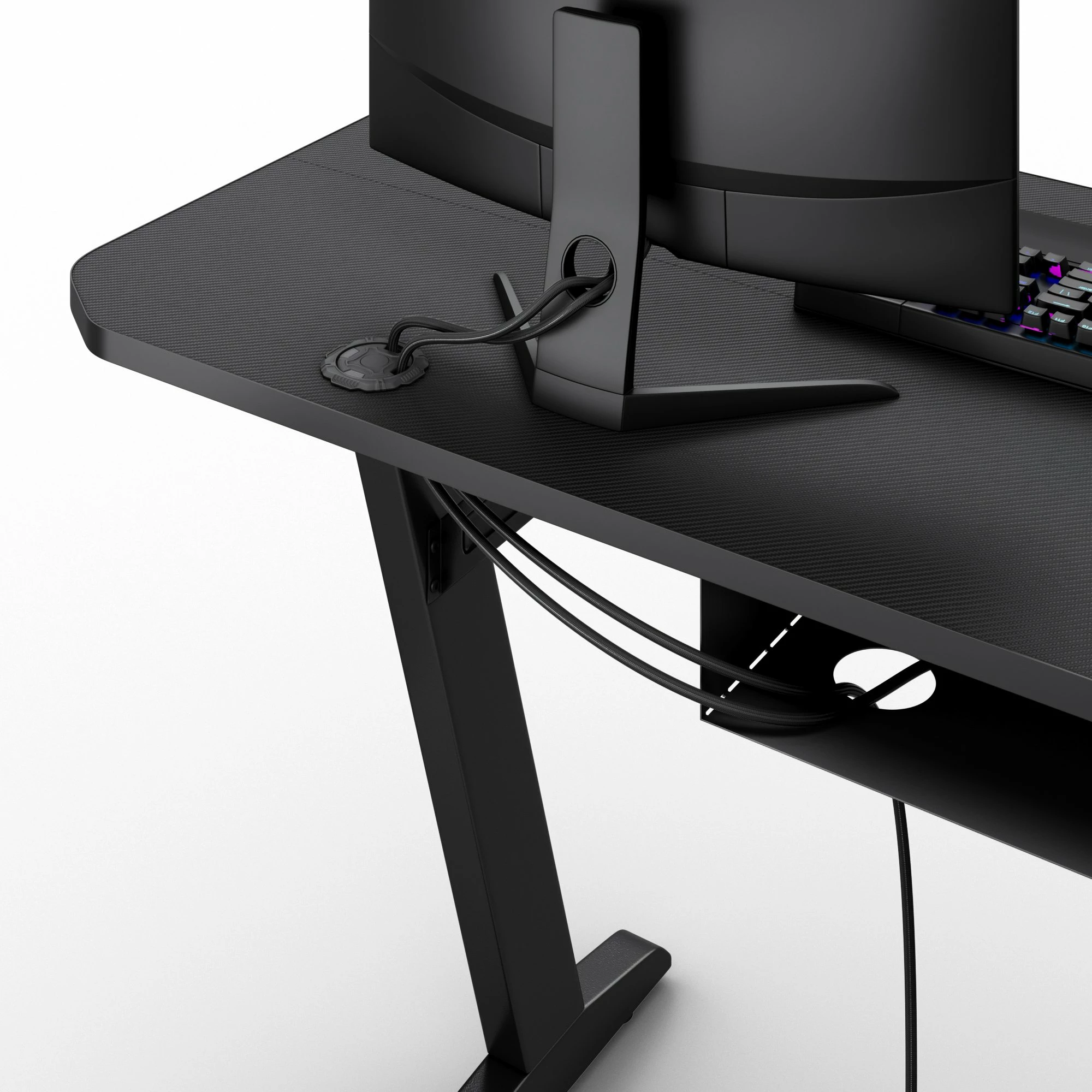 Tavolinë gaming SENSE7 Nomad Basic 140x60 cm, e zezë