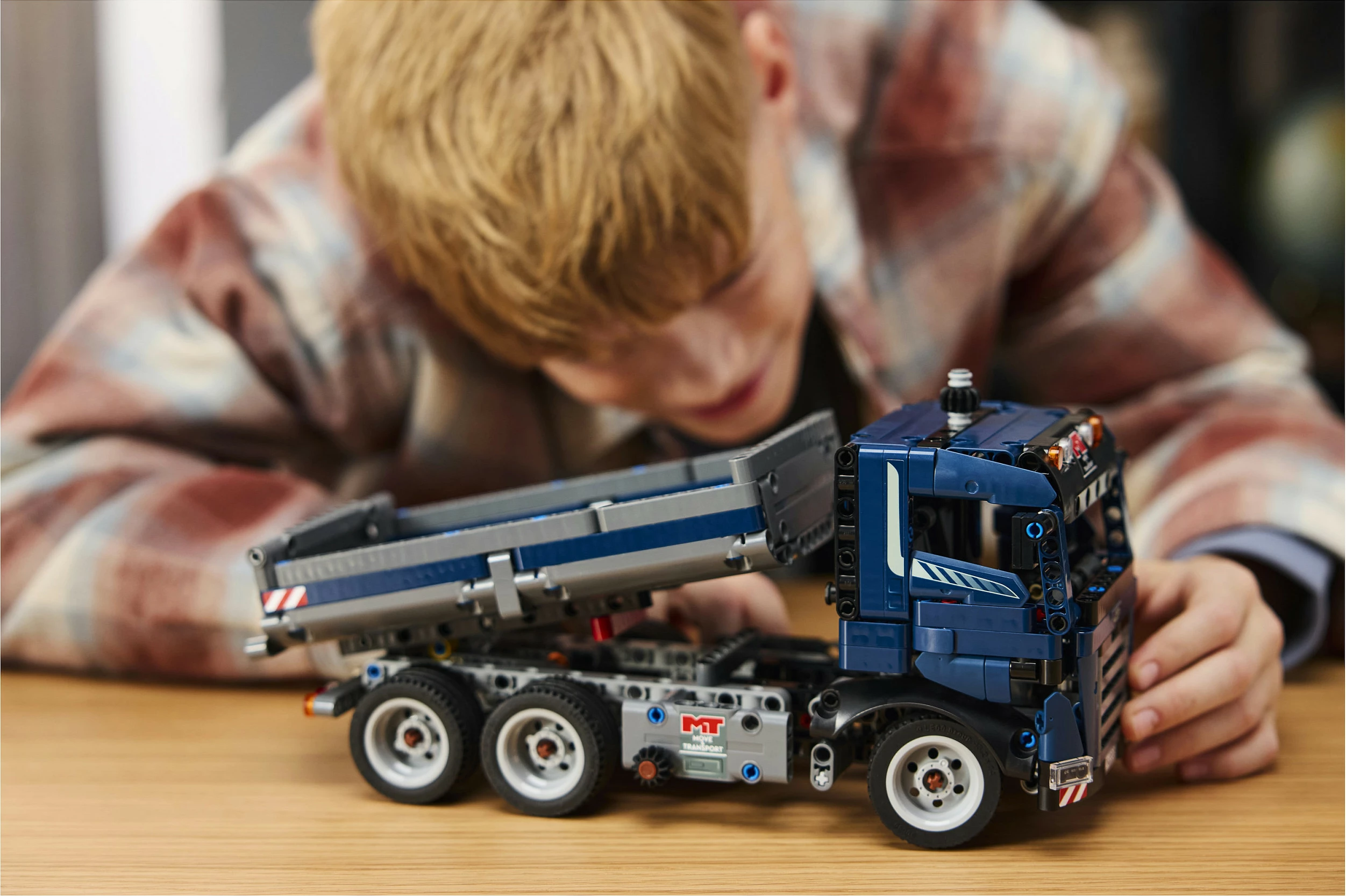 Set ndërtimi LEGO Technic Tipping Dump Truck, 462 pjesë, shumëngjyrësh