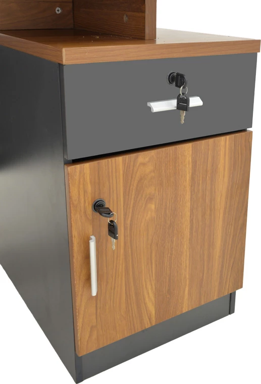 Tavolinë profesionale për zyre Oscar, ngjyrë arre-gri e errët, 180x90x76cm