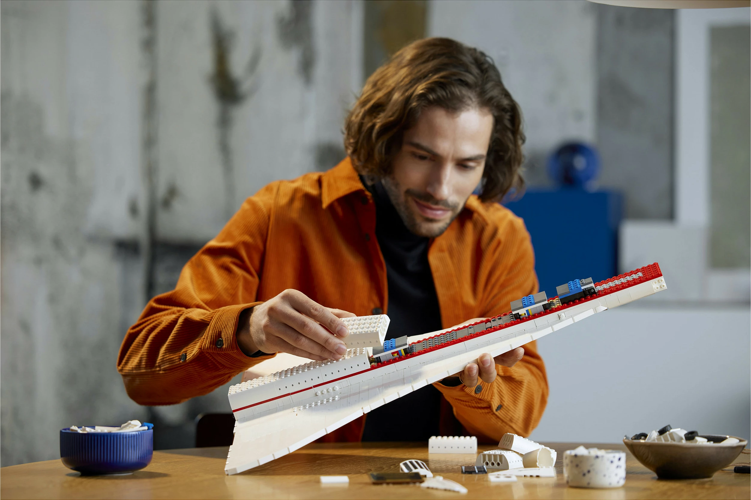 Set ndërtimi LEGO ICONS Concorde, 2083 pjesë, shumëngjyrësh