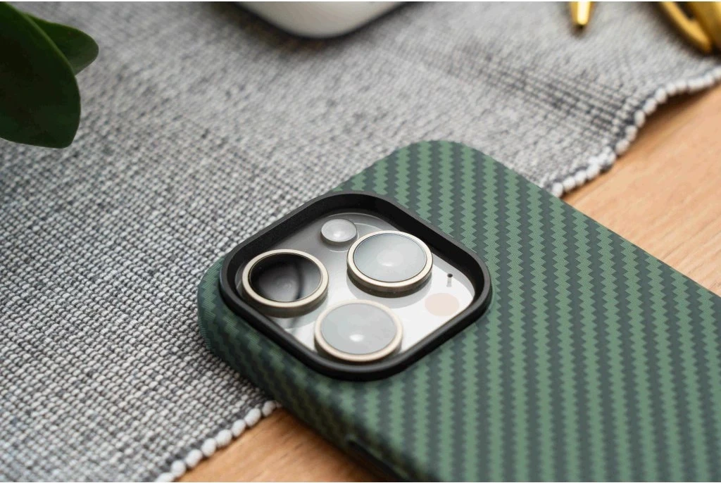 Mbështjellës silikoni për iPhone 17 Pro Max SWISSTEN MagStick Shell, i gjelbër