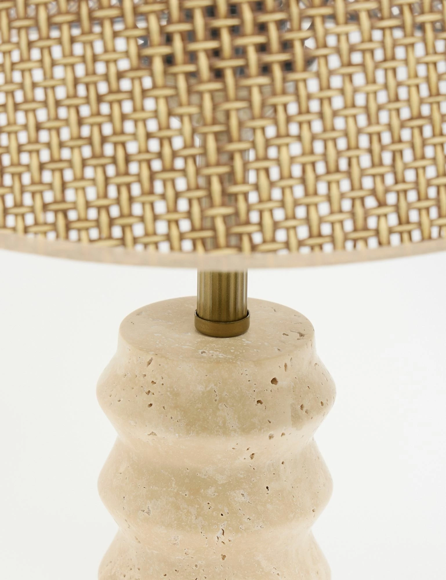 Llambë tavoline Opviq, Meya, ngjyrë kafe