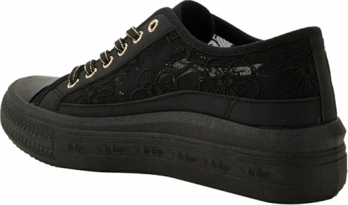 Atlete femra Lee Cooper platformë të zeza