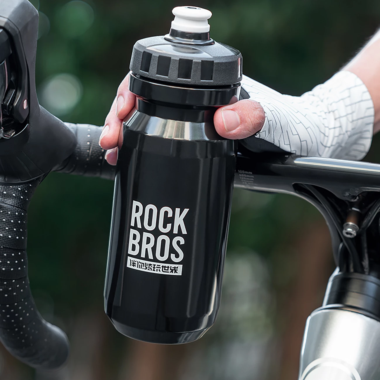 Shishe uji për biçikletë Rockbros 35210066001 600 ml, e zezë