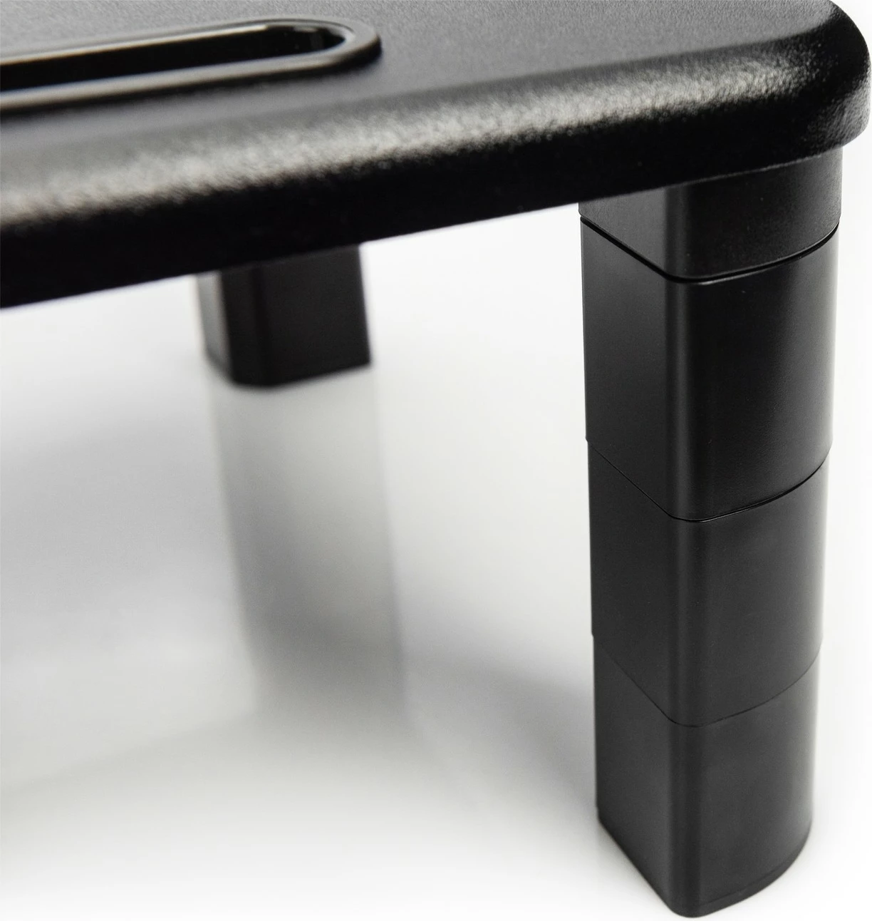 Mbajtës monitori/laptopi Digitus, rregullim lartësie, 400x280mm, ngjyrë e zezë