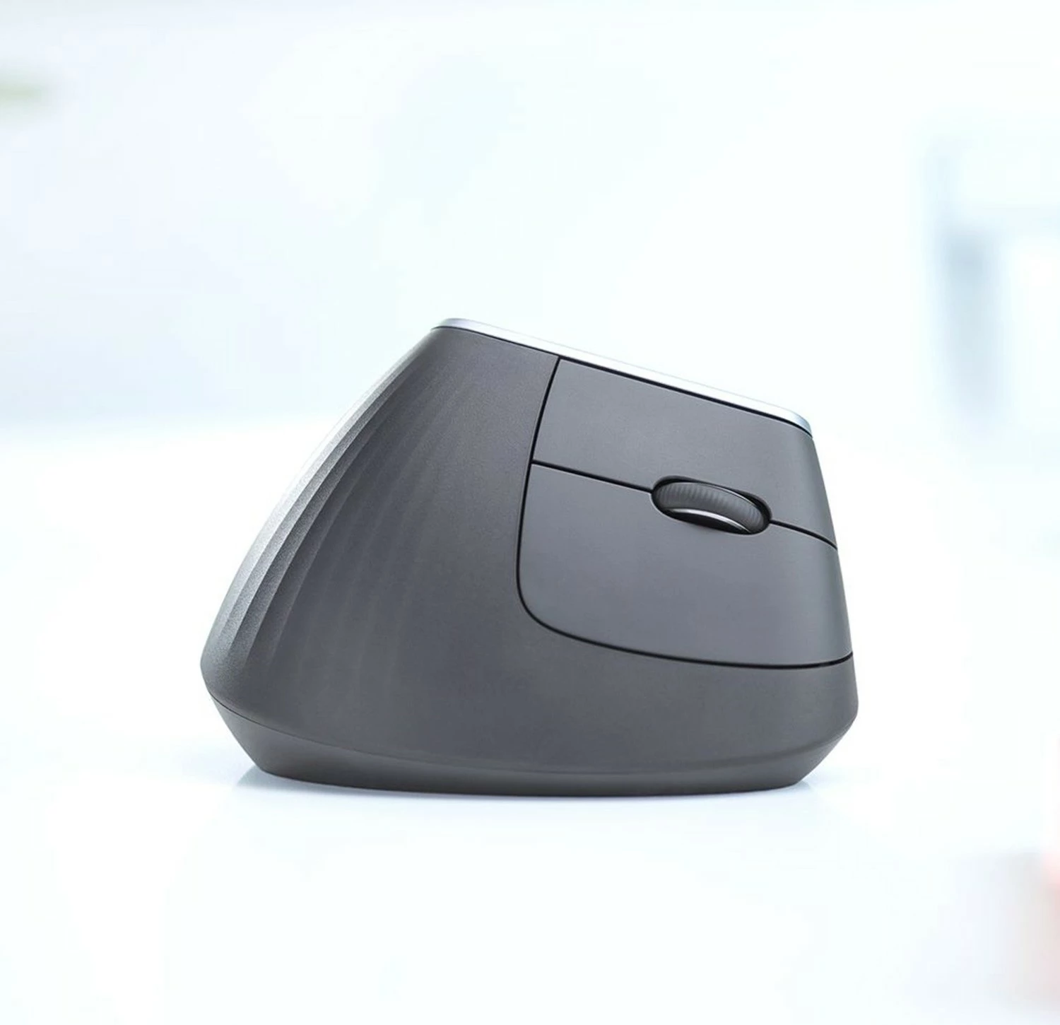 Maus Logitech MX Vertical Advanced Ergonomic, Djathtas, Optik, RF Wireless + Bluetooth, 4000 DPI, Grafit