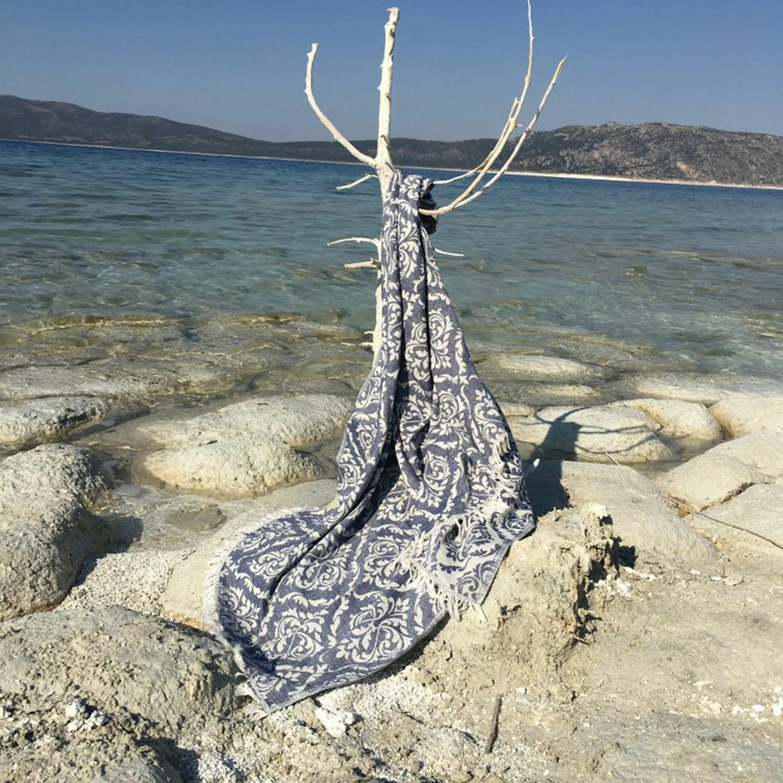 Peshqir plazhi Fouta, model Barok, ngjyrë kaltër e errët, Mijolnir