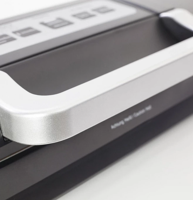 Vakuum paketues CASO HC 170 110W, deri 30 cm, set me 10 qese + tub, e zezë/argjendtë