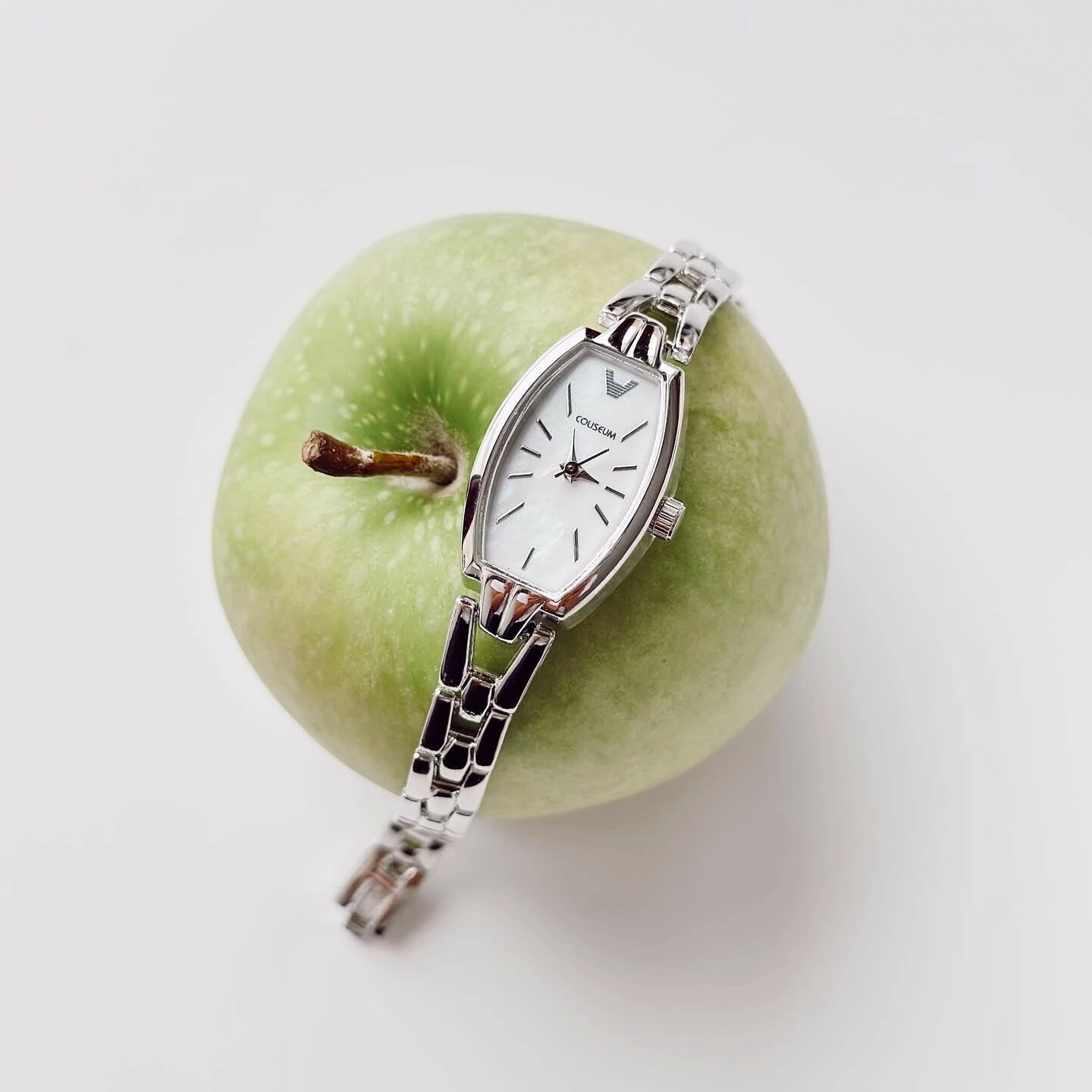 Orë dore për gra, ngjyrë argjendi dhe e bardhë, Celtic Grey