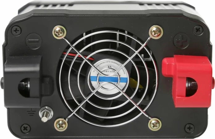 Inverter BRUNNER Zing 1200, 1200 W, 230 V AC, USB 5 V/3.1 A, modified sine wave, argjendtë/zezë
