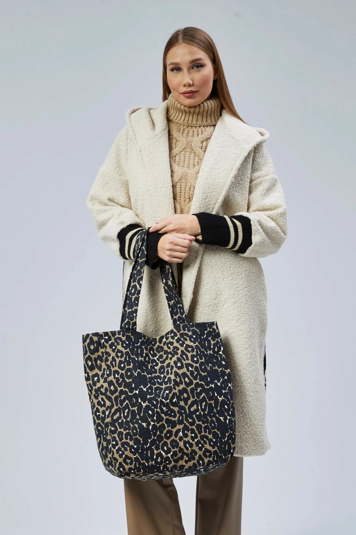 Çantë tote Zoozie Bags, 2267, krem me leopard