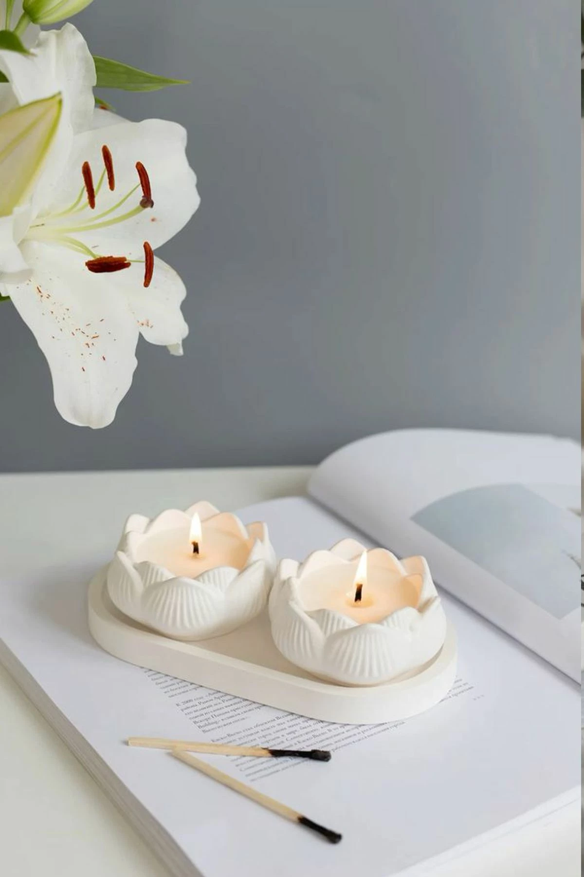 Set qirinjsh dekorativ, aromë vanilje, 2 copë, ngjyrë e bardhë, Evila Originals