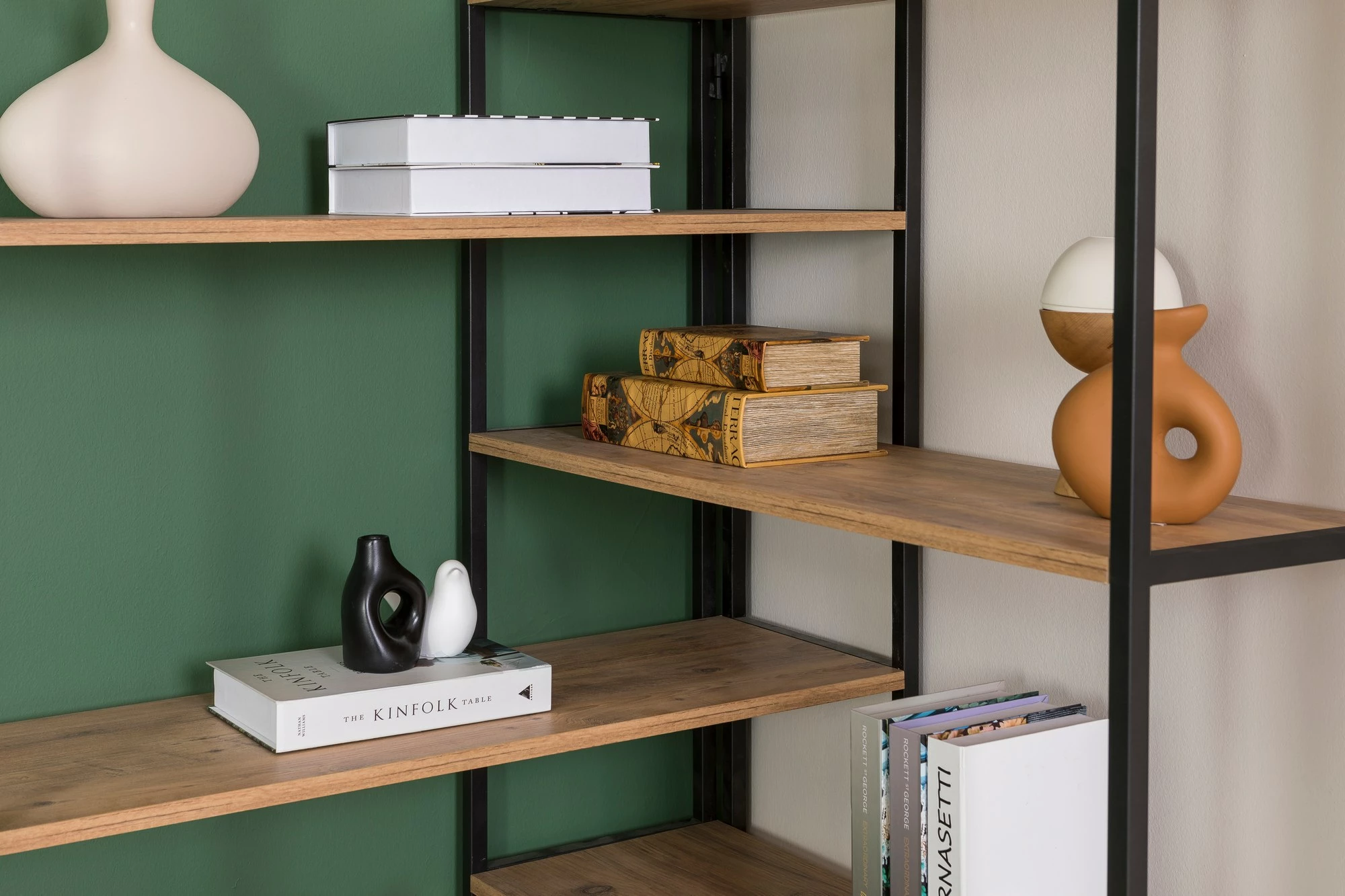 Raft librash Hanah Home, Edra Rafix, ngjyrë pishë Atlantike dhe e zezë