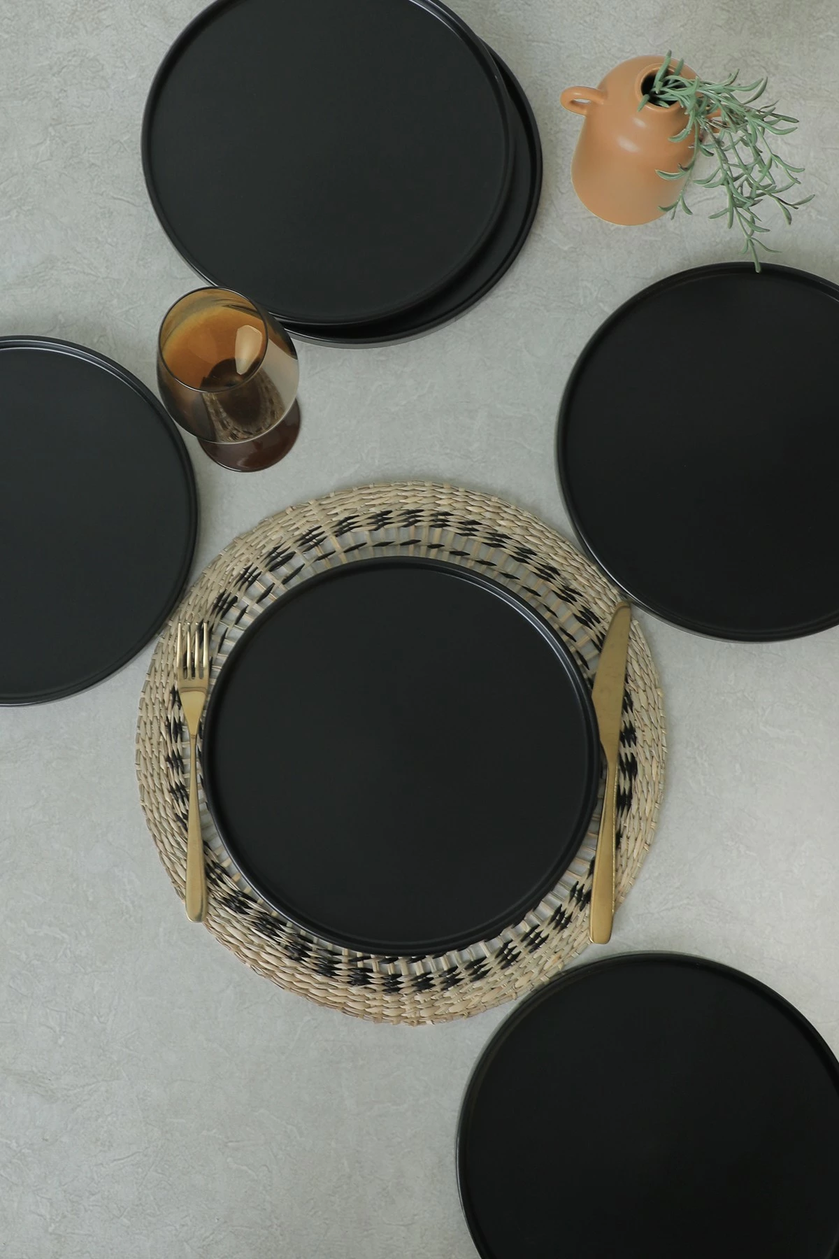 Set pjatash shërbimi (6 copë), Hermia Concept, ST038006F956A000000MAS3T00, ngjyrë e zezë mat