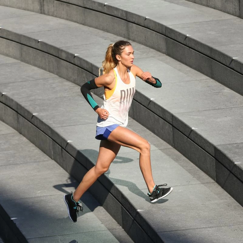 Doreza kompresimi Reebok për meshkuj dhe femra, të zeza dhe jeshile