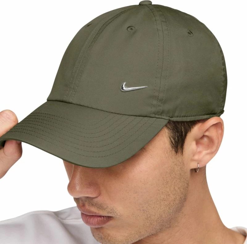 Kapelë Nike Dri-FIT Club FB5372 222, olive