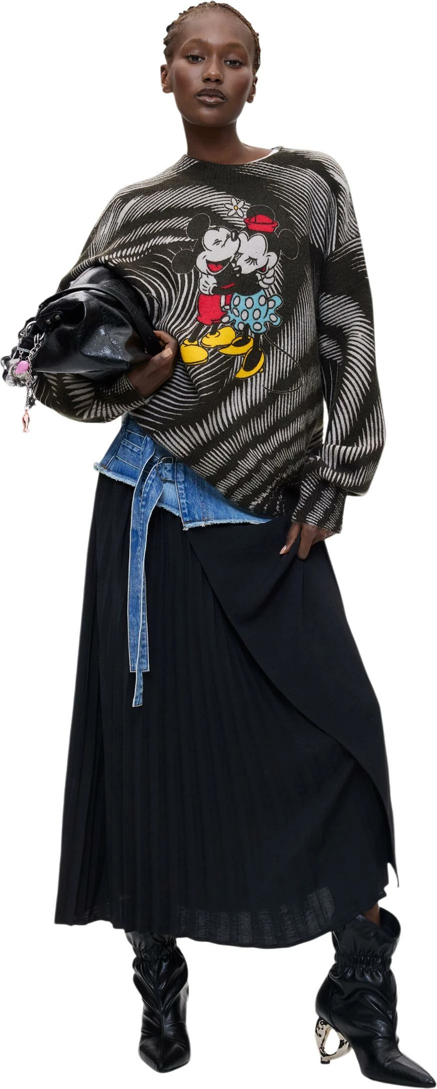 Xhemper për femra Desigual JERS_HUG MICKEY 26WWJF48, i zi [Madhësia: M]