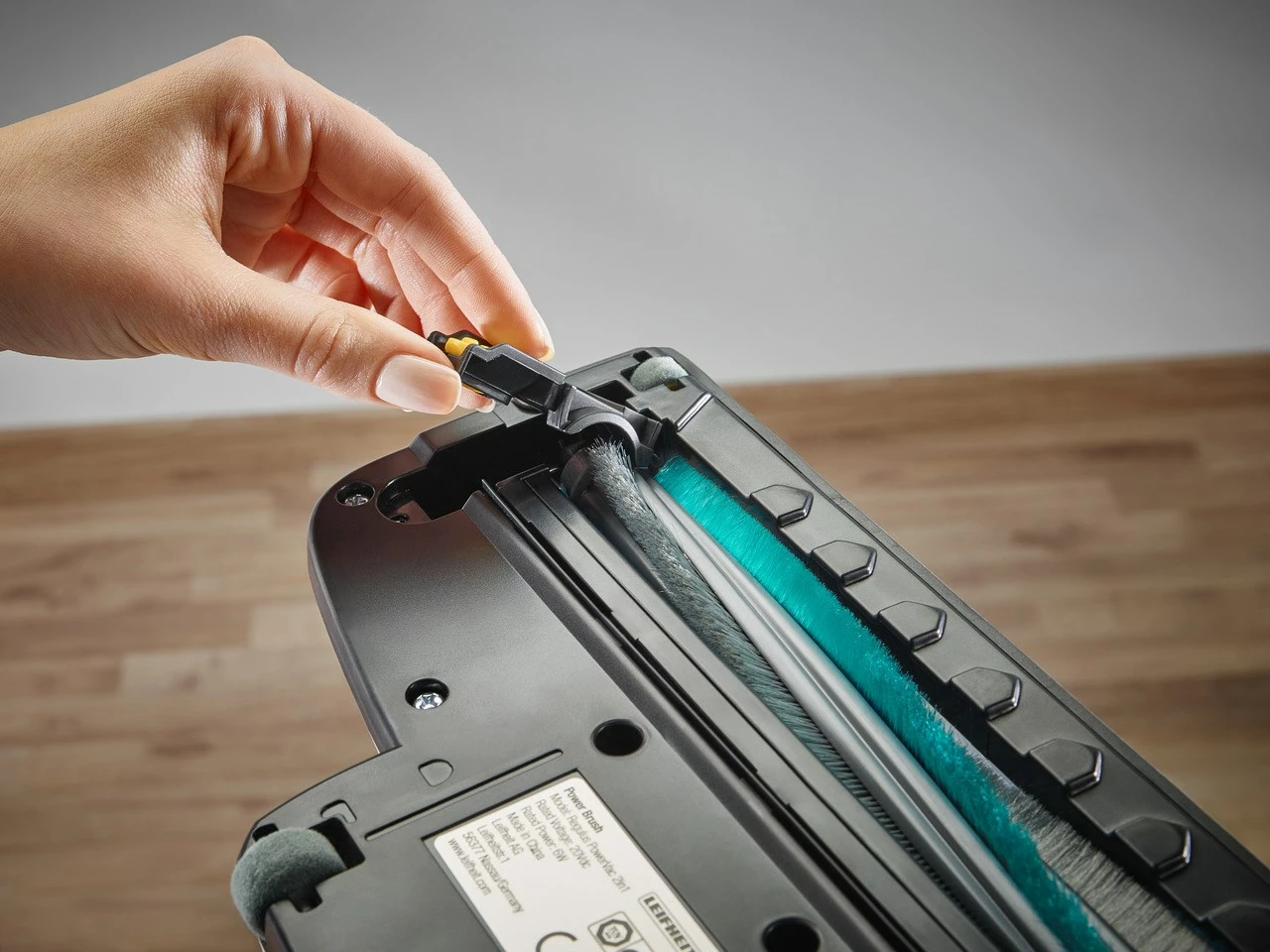 Fshesë elektrike pa kabllo Leifheit PowerVac 2in1, 20V, pa qese, bardhë/kaltër