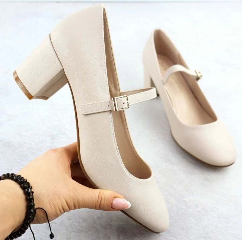 Këpucë elegante për femra Leone, nude