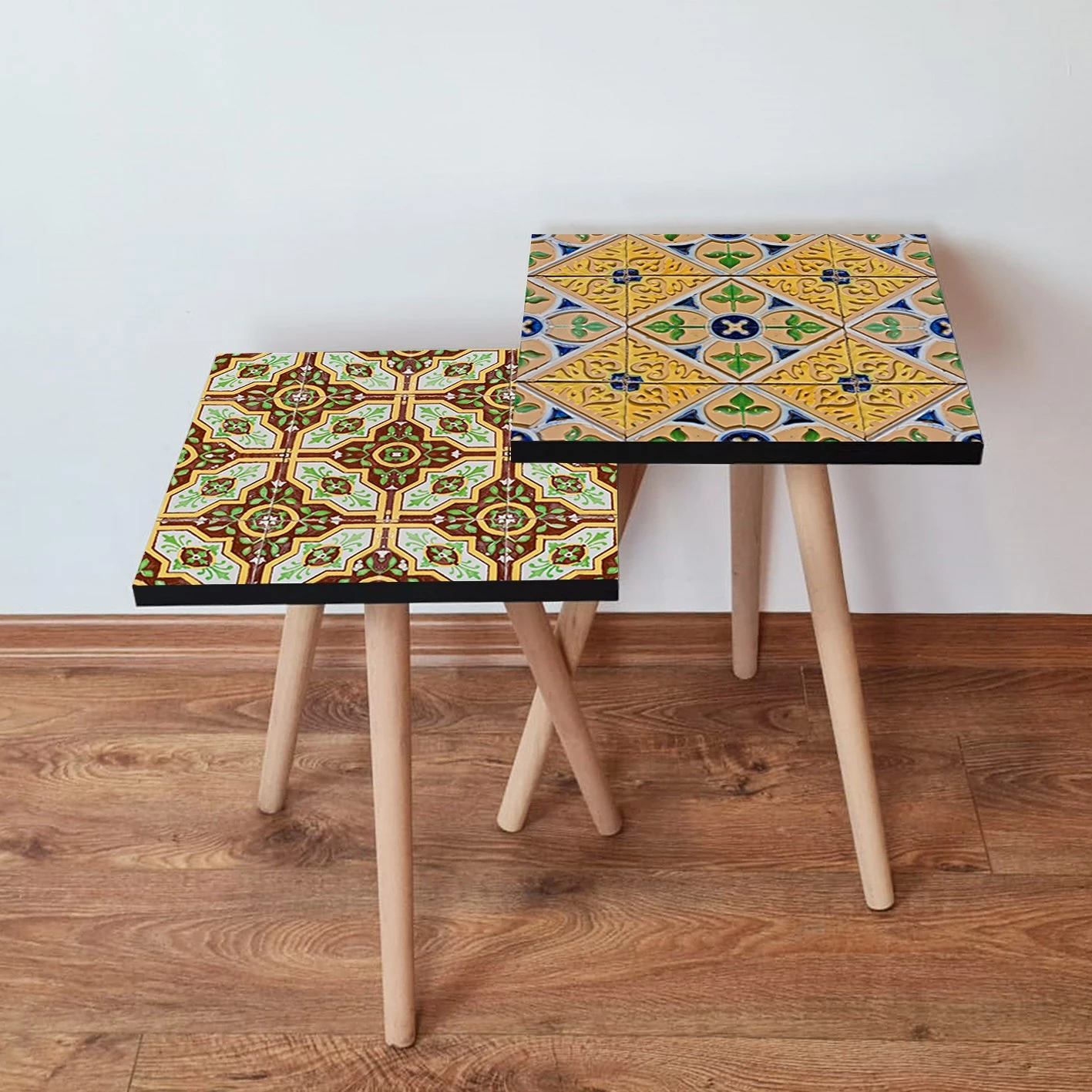 Set tavolinash ndihmëse, dizajn shumëngjyrësh, Skye Decor, 2 copë, 2Shp513