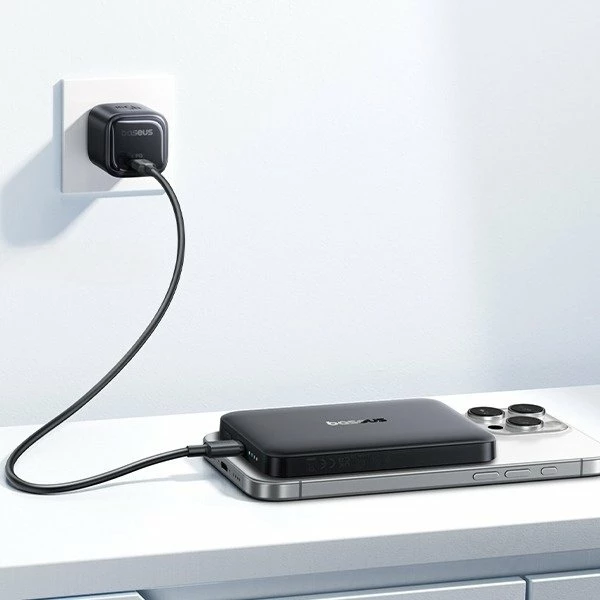 Powerbank Baseus EnerFill FM12 10000mAh 22.5W Qi2 MagSafe, me kabllo USB-C 30cm 20V/3A, e zezë