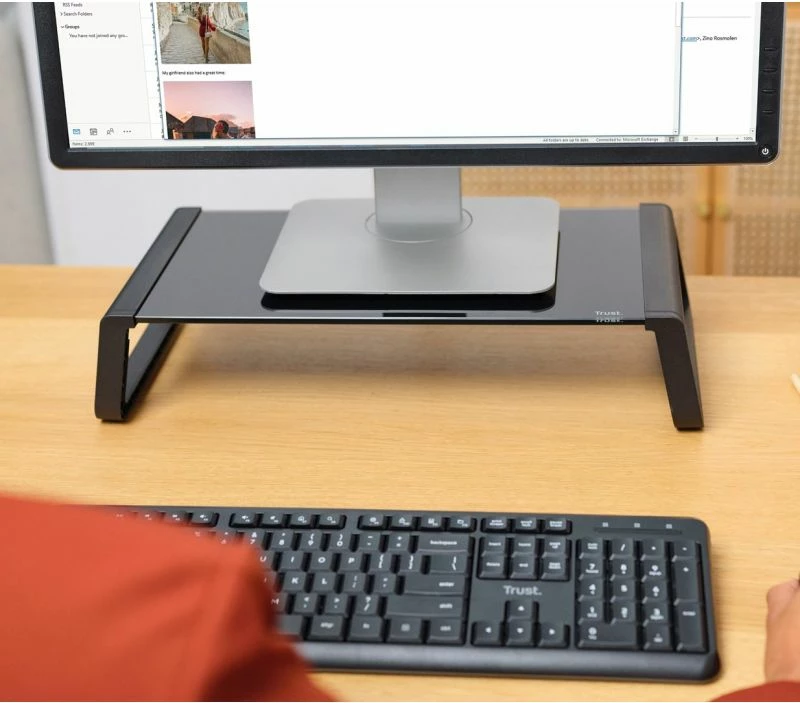 Stendë monitori Trust, e zezë