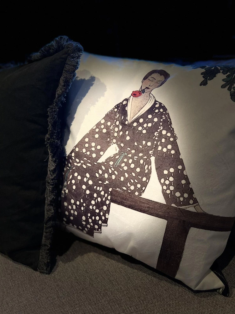 Jastëk dekorativ Liza, kadife, shumëngjyrësh, 45x45cm