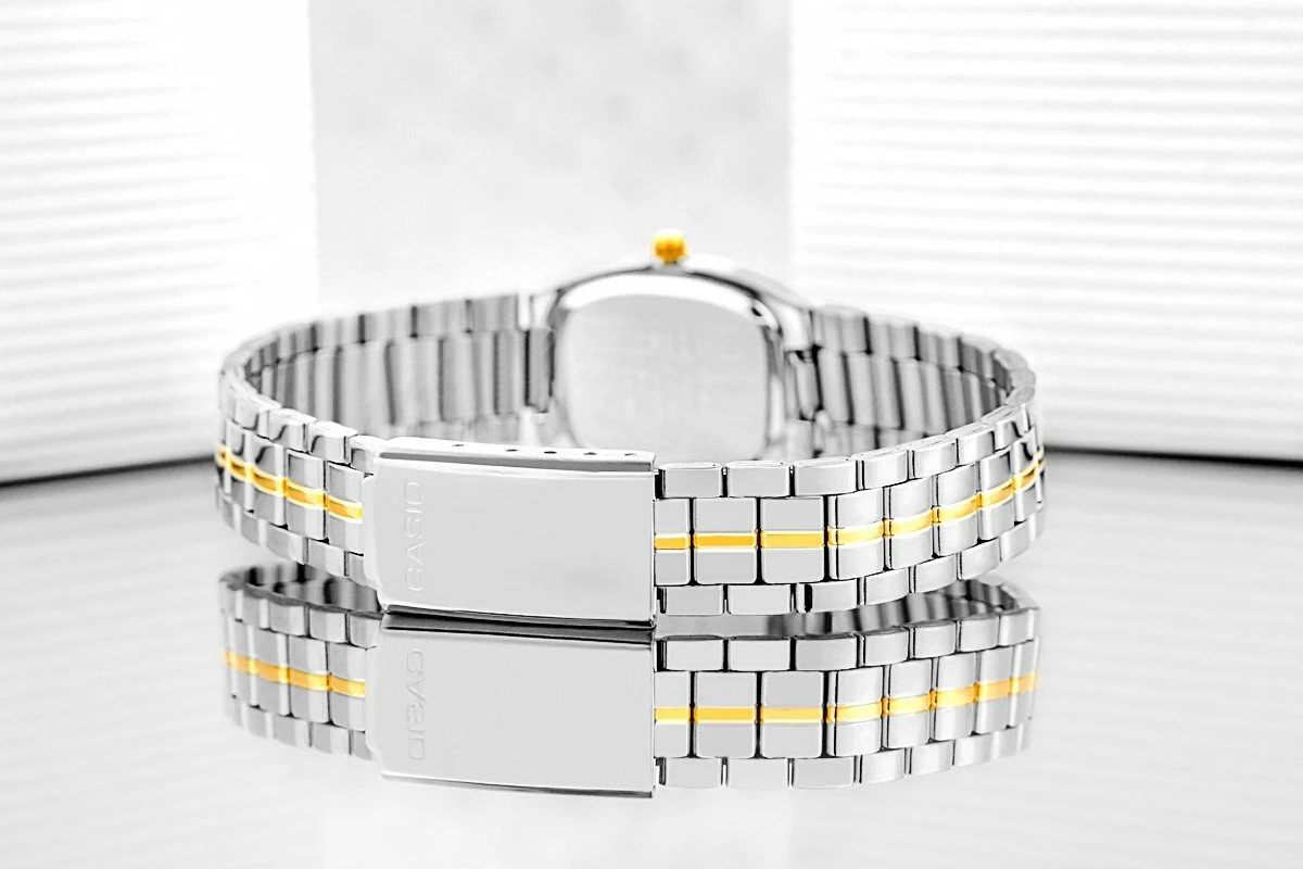 Orë dore për femra Casio LTP-1169G-9ARDF, quartz, analoge, rezistente ndaj ujit 20 m, argjend/e artë, me kuti