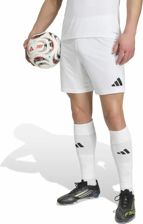 Shorce adidas, meshkuj