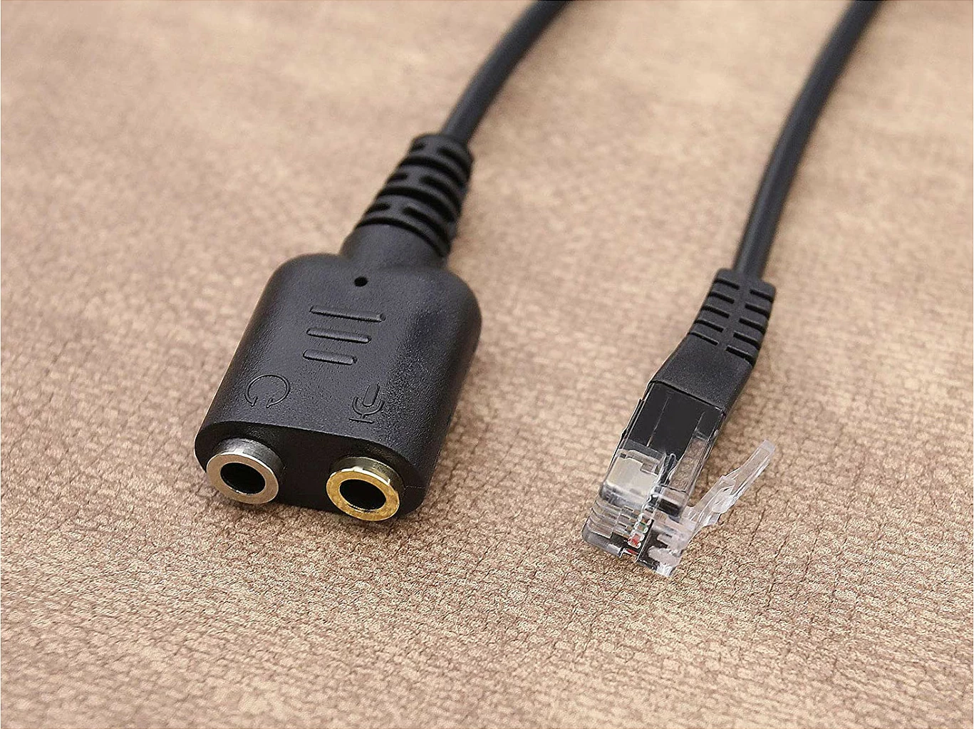 Adapter audio kabllo EQUIP 147944, RJ9 mashkull në 2x 3.5mm femër, 0.25 m, i zi
