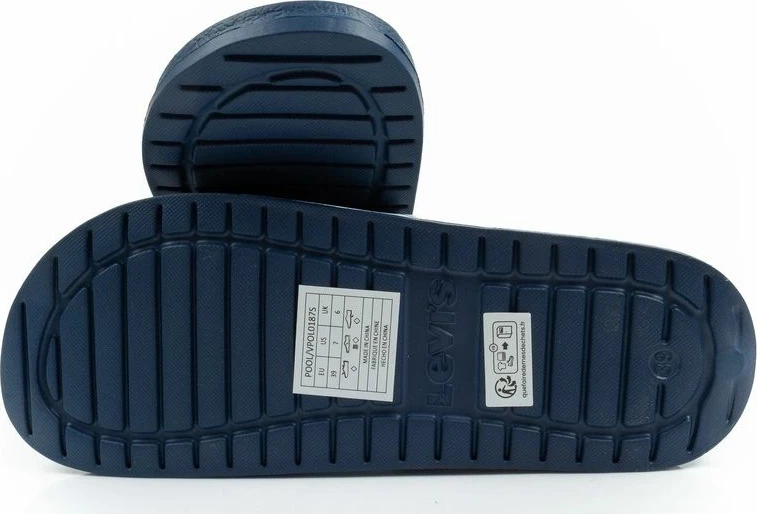 Papuqe sportive për femra Levi's, të bardha