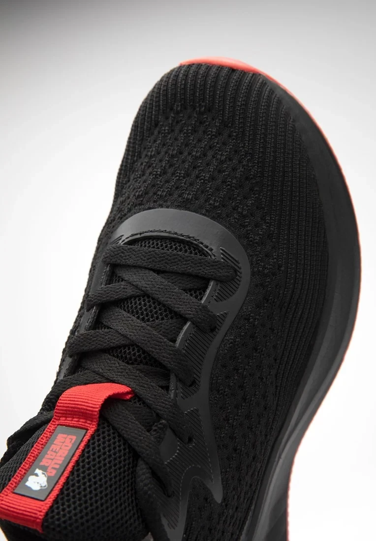 Milton Training Shoes - Black/Red [Madhësia: 39]