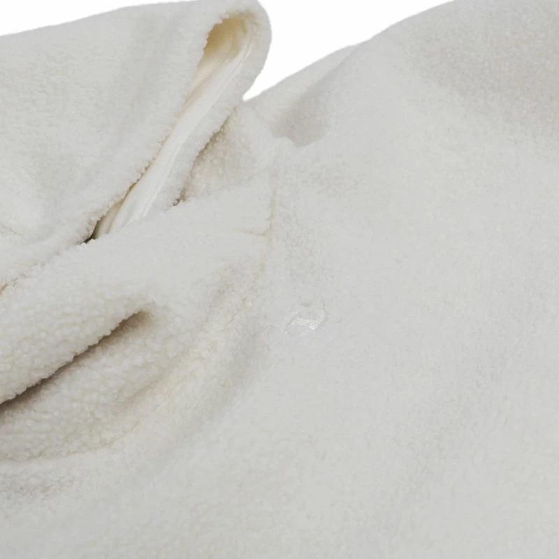 Duks Champion femra, i bardhë