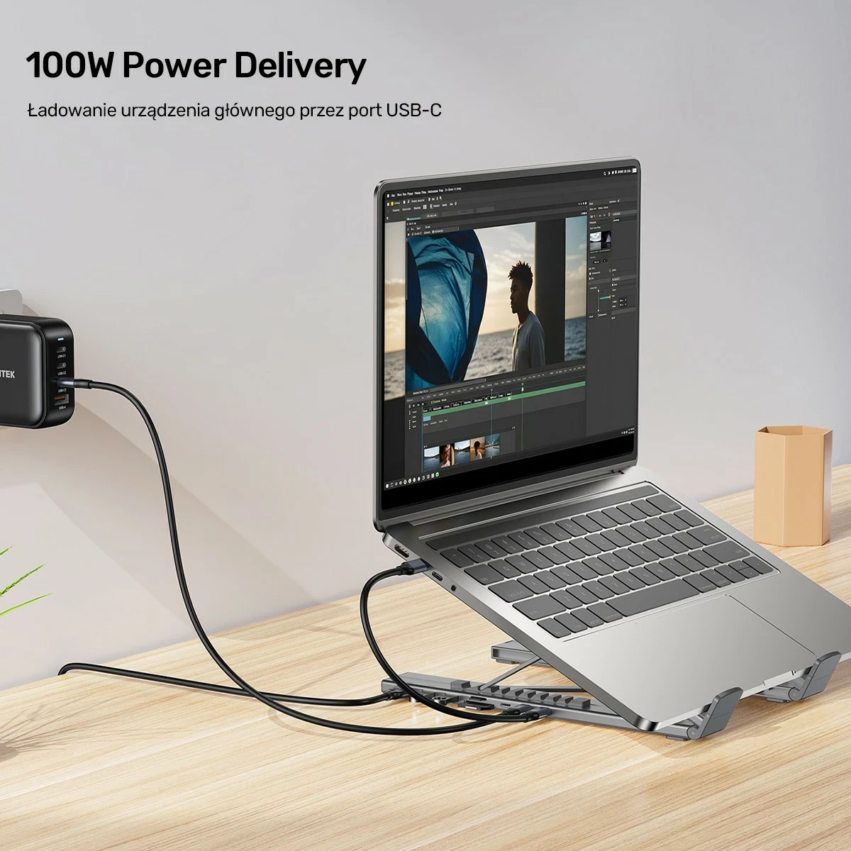 Kasë laptopi Unitek, me hub HDMI/PD/SD, e rregullueshme, ngjyrë argjendtë