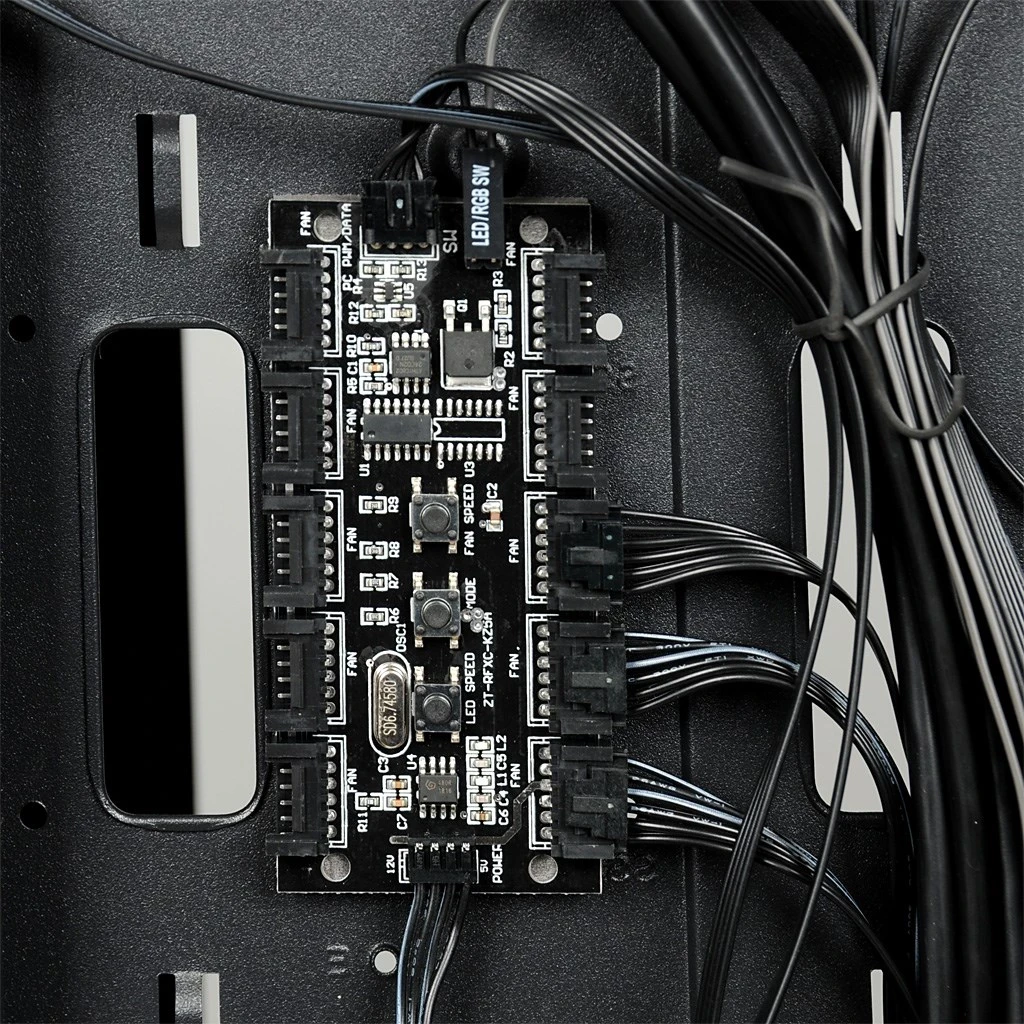 Kasë ENCLOSURE I-BOX CHIRON ZH68, e zezë