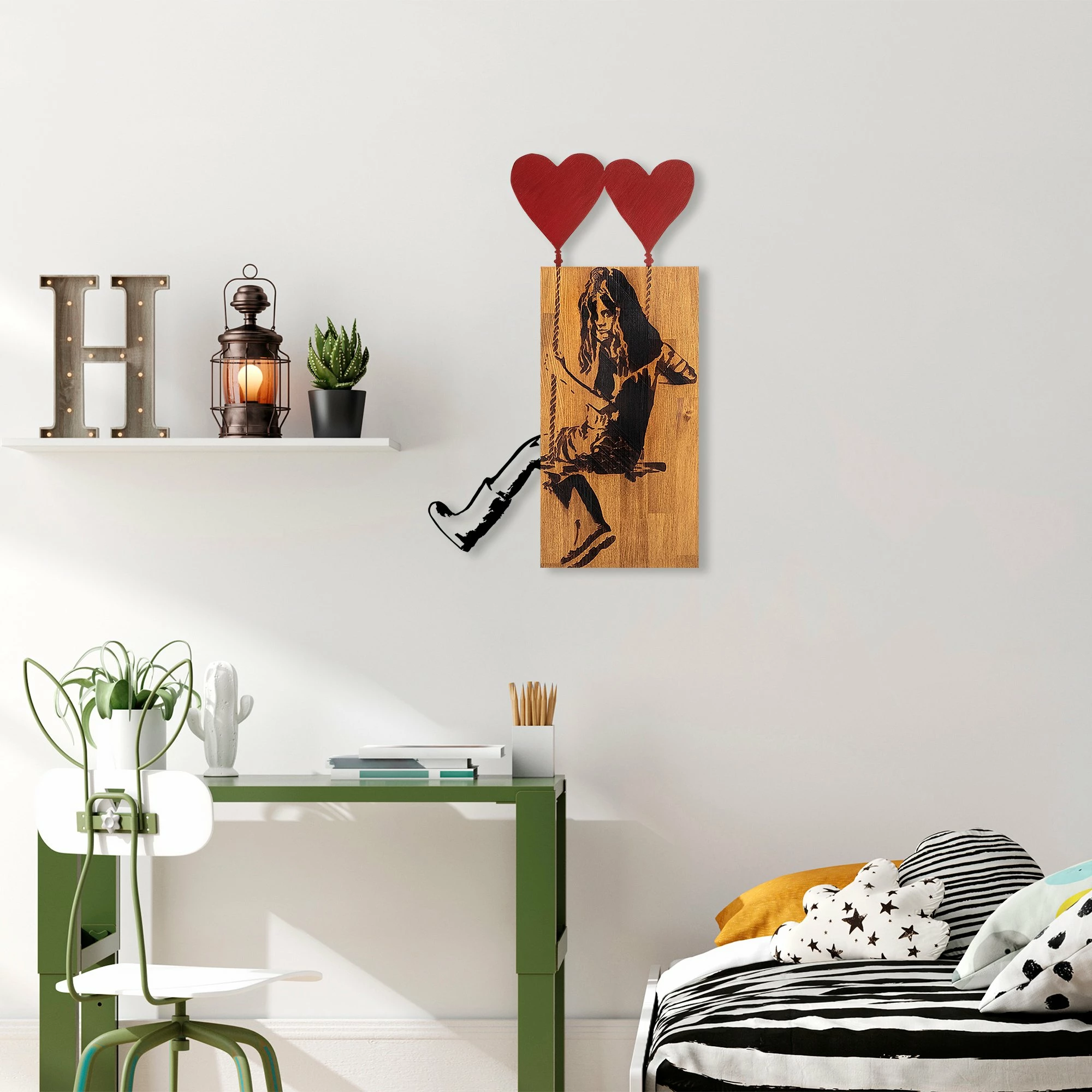 Aksesor dekorativ prej druri për mur, Wallity Banksy, ngjyrë arre dhe e zezë, 50x80cm
