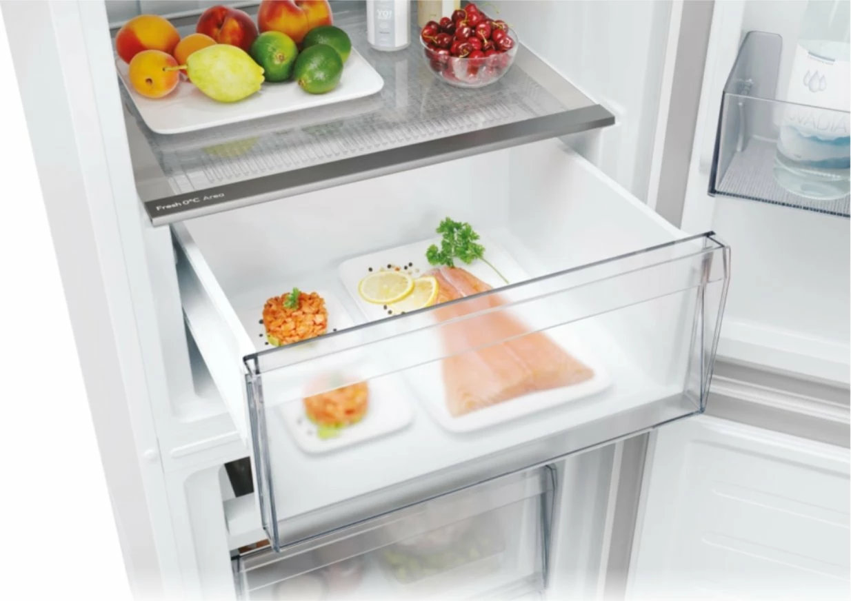 Frigorifer kombi Candy CNCQ2T518EW, No Frost, 279 L (197/82), 182.5 cm, 38 dB, klasa E, i lirë në këmbë, i bardhë