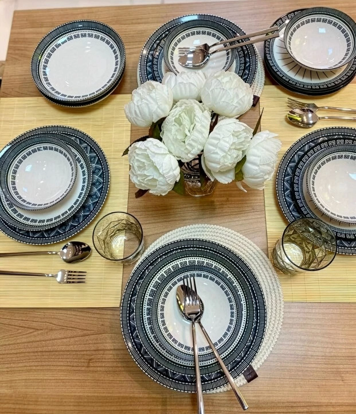 Set enësh për drekë (24 copë), Hermia Concept, GBSATN24KY4E43532