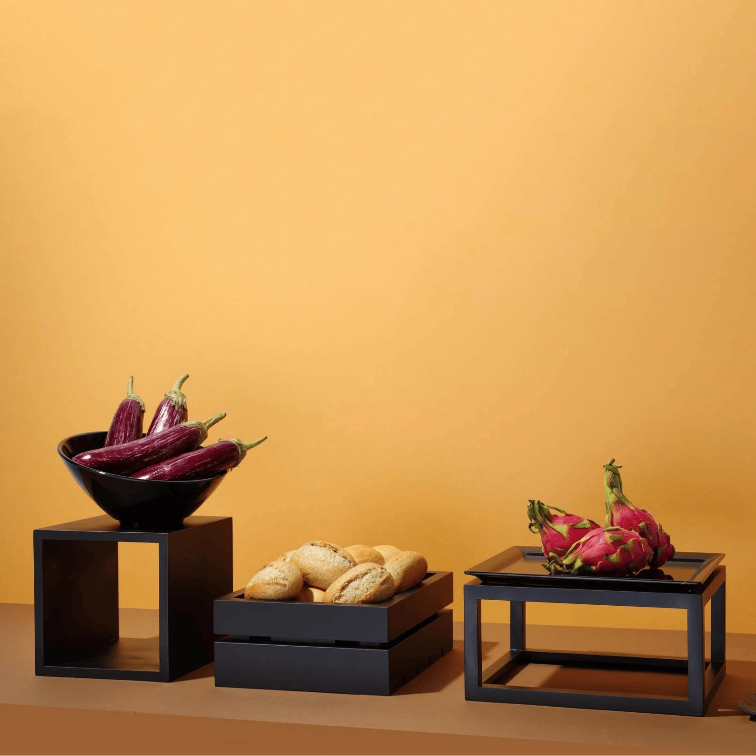 Stendë buffet, Fine Dine Madeira Black, 220×220×220 mm, dru, e zezë