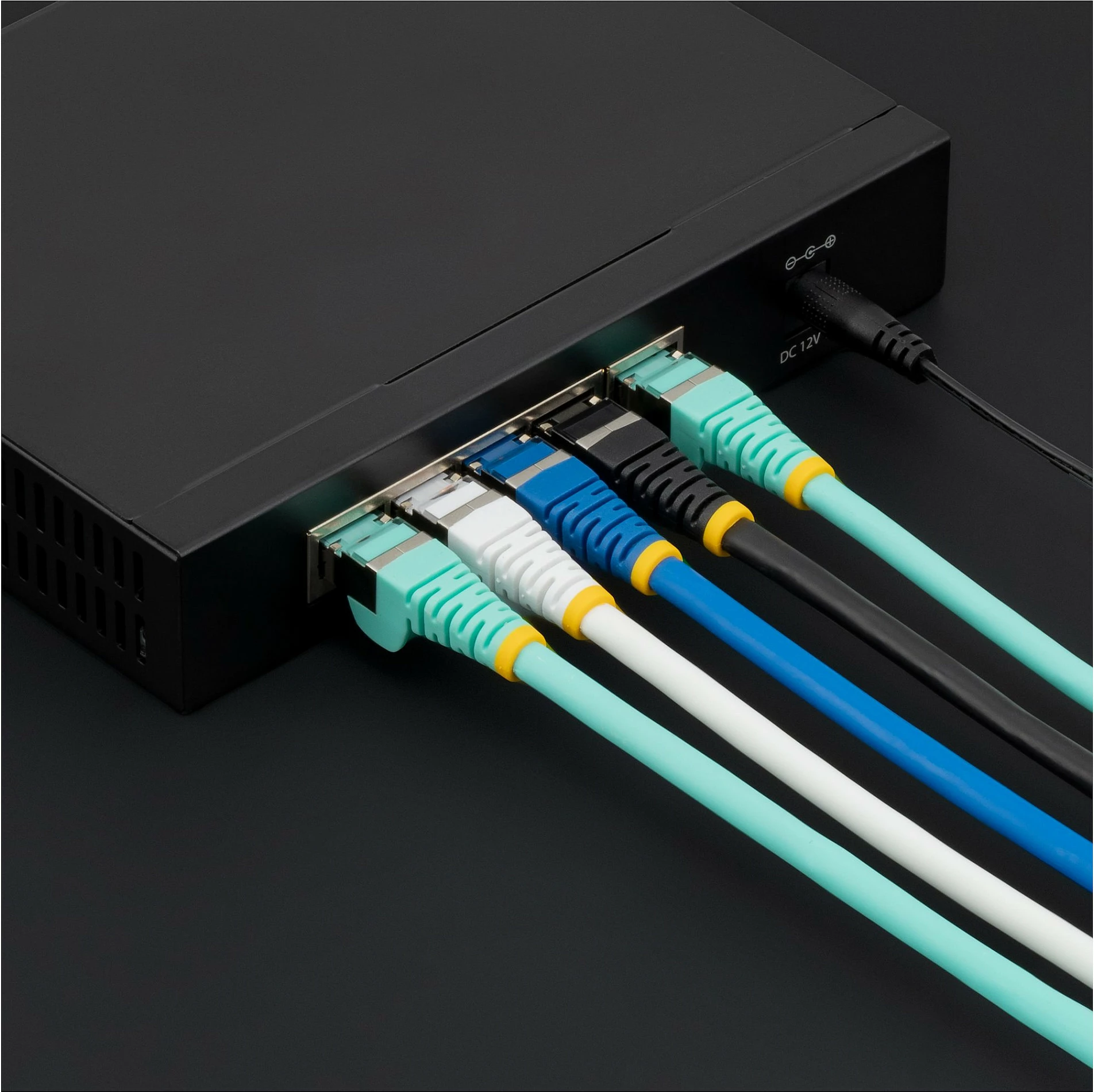Kabllo Ethernet StarTech Cat6a 3m, 10GbE, S/FTP, LSZH, PoE++ 100W, Aqua