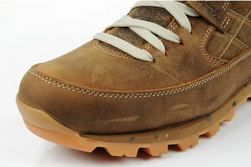 Atlete trekking për femra Aku, të zeza