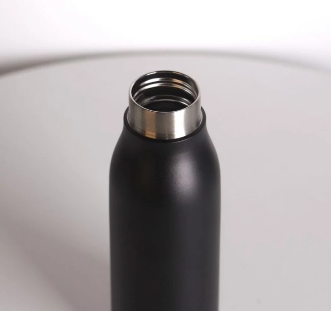 Shishe (termos) Voden, 0.75L, Black Powder 