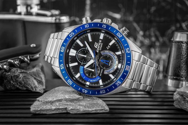 Orë dore për meshkuj Casio Edifice EFV-620D-1A2VUEF, argjendtë/kaltër, me kuti