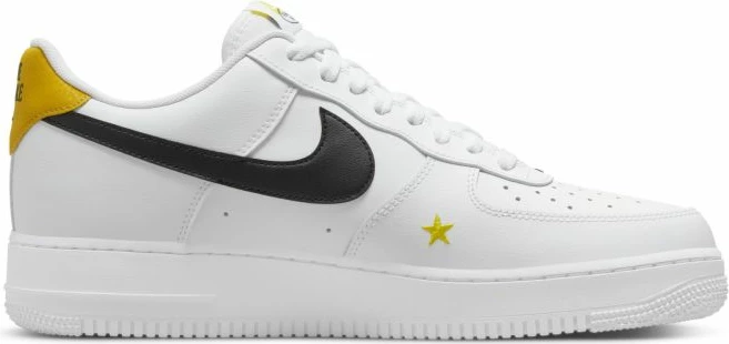 Atlete për meshkuj Nike, të bardha