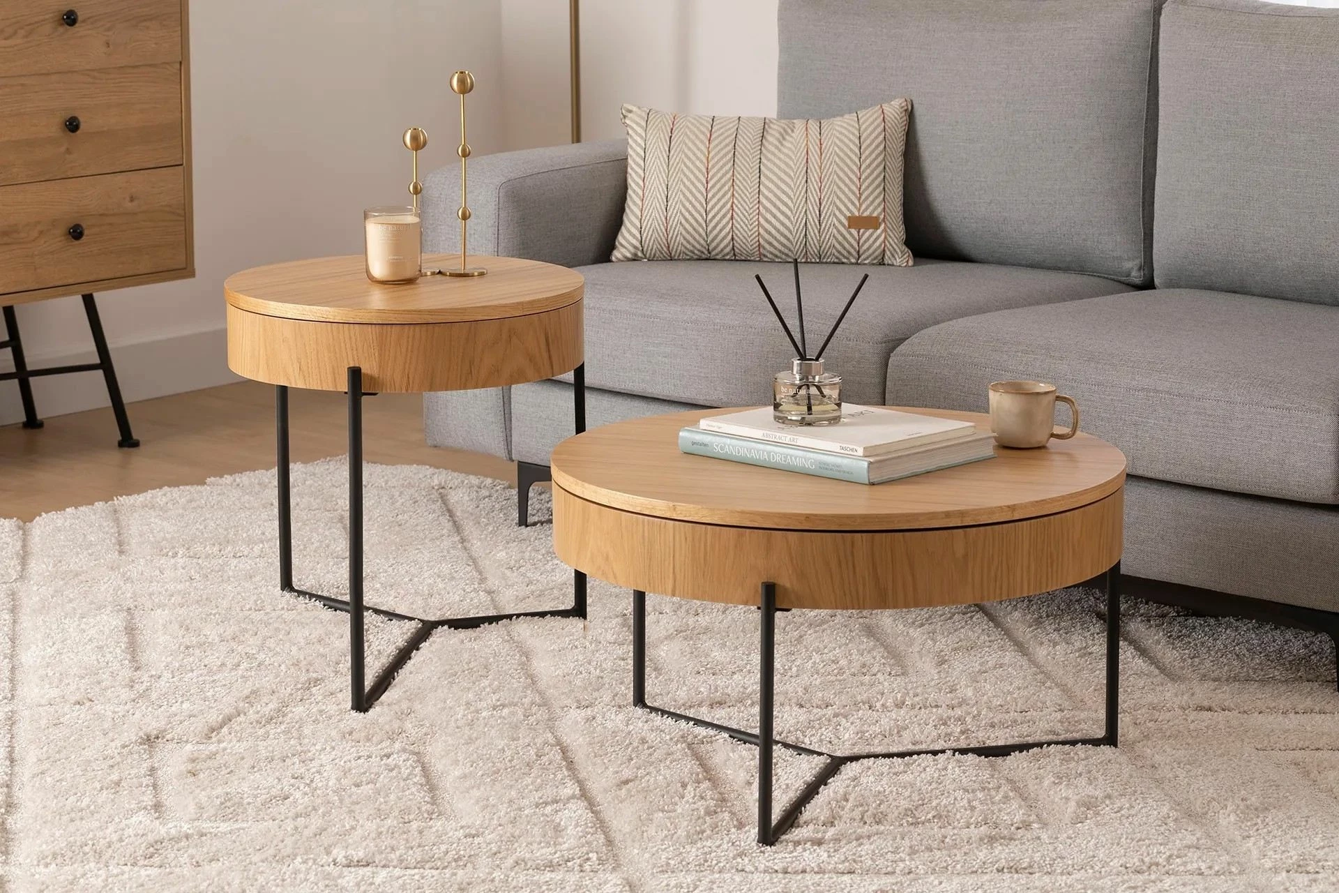 Set tavolinash ndihmëse, 2 copë, Hanah Home Islo, ngjyrë natyrale
